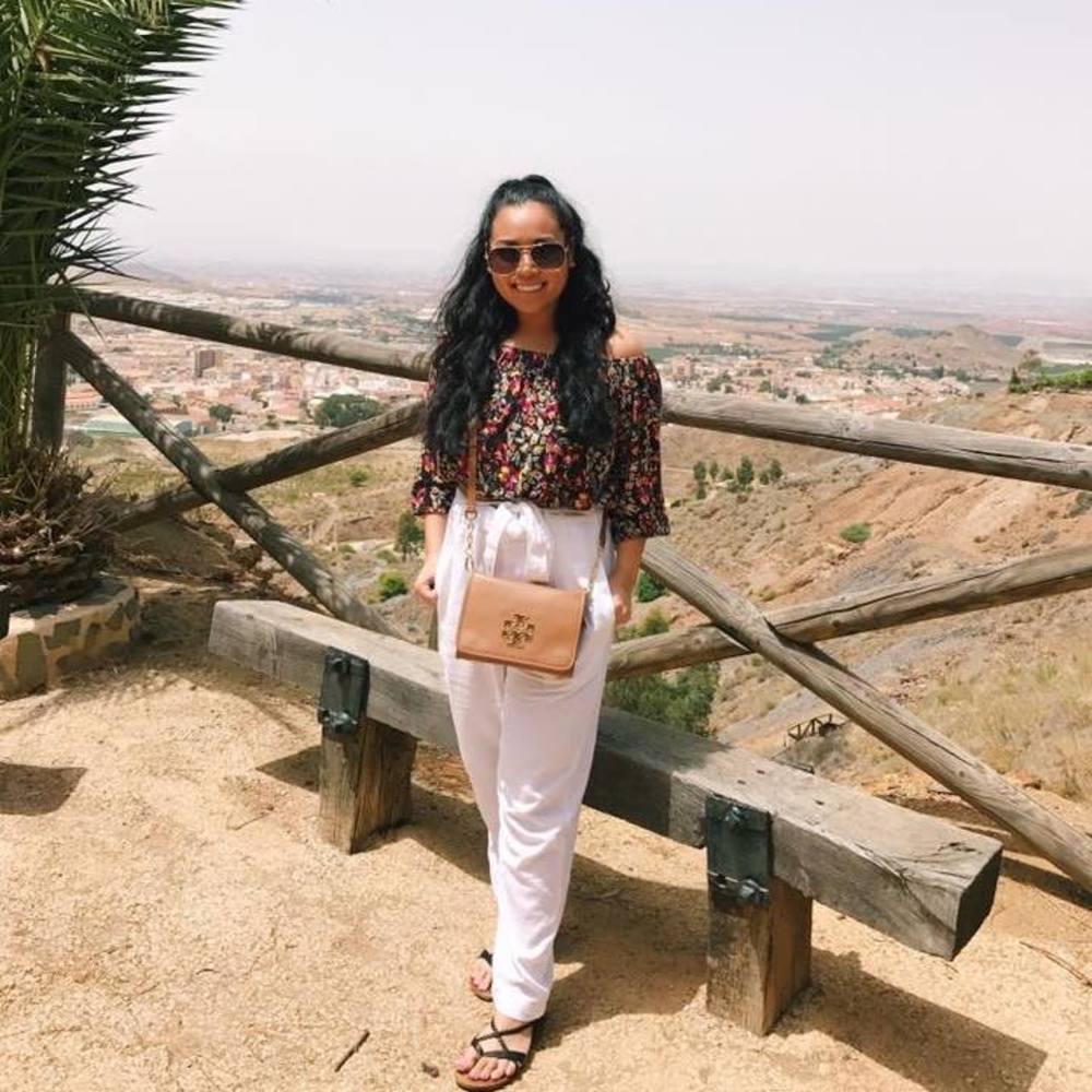 Meet your Posher, Jessica